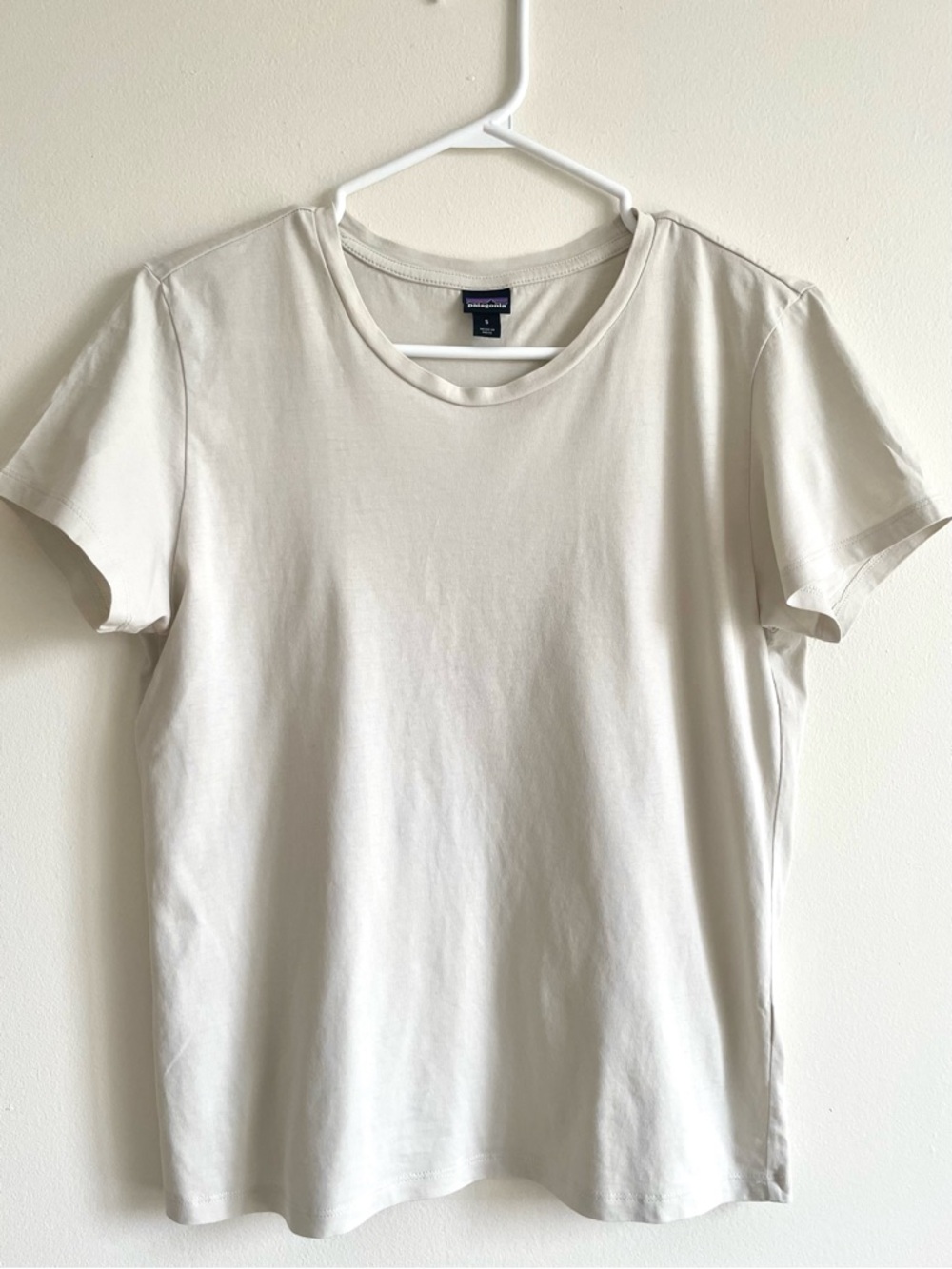 Patagonia Essential Cotton Short Sleeve Tee, Light Taupe Small